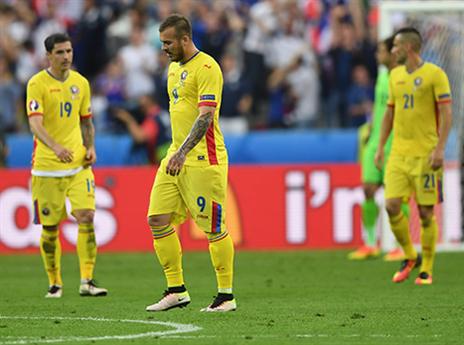 רומניה מאוכזבת לאחר ההפסד (gettyimages)