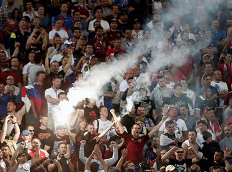 המאבק בחוליגנים נמשך (GETYIMAGES)