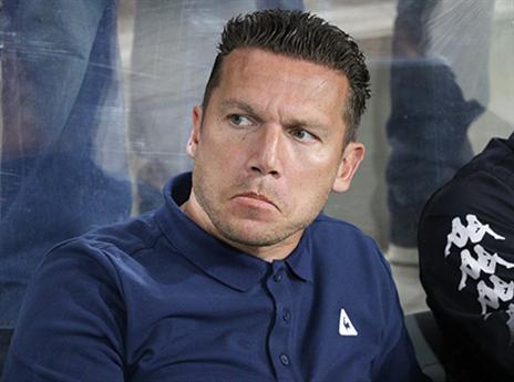 לא נעים, לא נורא. בכר (דני מרון)