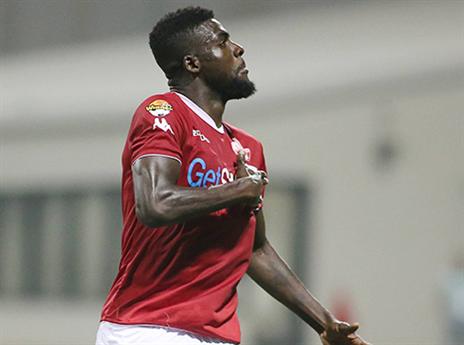 אוגו משחק, למרות הפציעה (אלן שיבר)