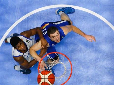 בשלישי ספרד מחכה (FIBA)