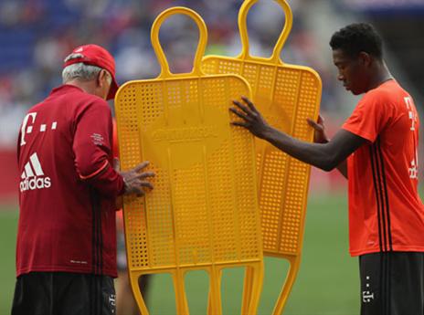 אנצ'לוטי ואלאבה ימשיכו לעבוד ביחד (gettyimages)