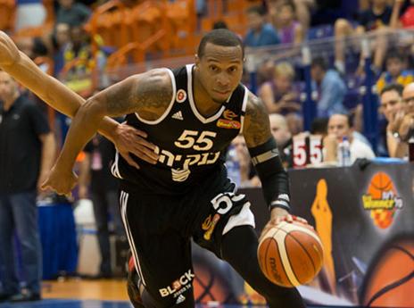 מסתמן כמנהיג של הירושלמים. ג'רלס (עודד קרני)