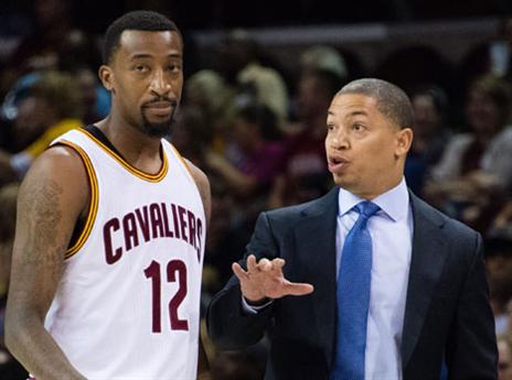 מקריי עם לו. הוביל את קלעי הקאבס (Getty)