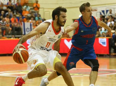 בלט בפתיחה. בן שימול (Fiba)