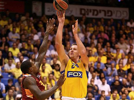 אייברסון. נקודת האור במחצית הראשונה (אלן שיבר)