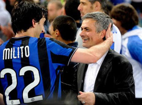 "הווינר הכי גדול שאימנתי". מוריניו החמיא למיליטו (getty)