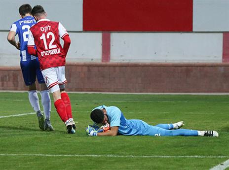 ג'רפי. השאיר את אשדוד ביתרון (אנצ'ו ג'וש ג'יני)