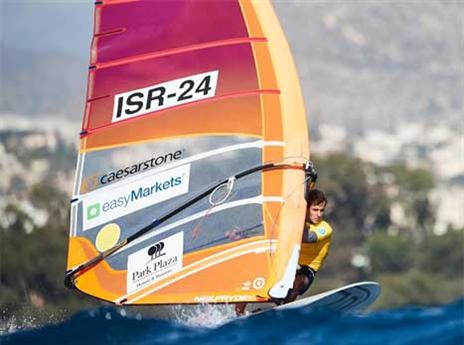 12 נקודות שליליות לאורך כל התחרות. עומר (באדיבות איגוד השייט ואתר התחרות)