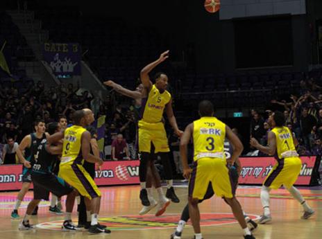 קרב נהדר בחולון (מנהלת הליגה)