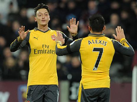 גם אוזיל השתתף בחגיגה (gettyimages)