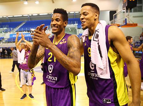 קלייברן. לא הצליח לנצח את מכבי במדי חולון (לירון מולדובן)