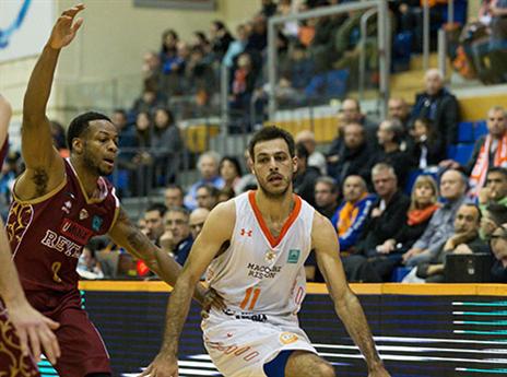 בן שימול מול האיטלקים. הופעה מצויינת של הגארד הישראלי (עודד קרני)