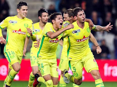 נאנט בעננים. התרחקה מהקו האדום (getty)