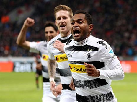 רפאל בטירוף. מהפך משוגע לגלאדבך (getty)