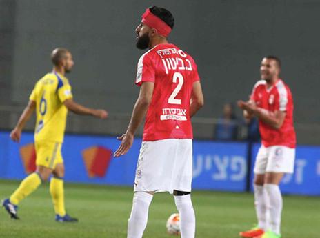 למרות התחבושת, הקשה על בן חיים. ביטון (אלן שיבר)