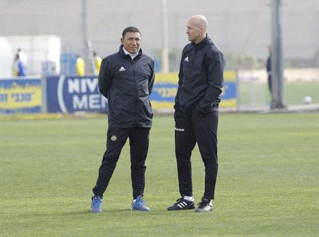 "מאמן עם המון תשוקה למשחק". על וידיגאל (האתר הרשמי של מכבי ת"א)