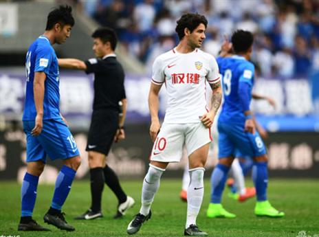 פאטו. לא הורגש במחצית הראשונה