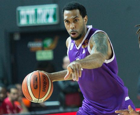 קיצ'ן. סיים את המחצית עם ארבעה איבודים (מנהלת הליגה)