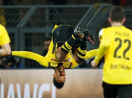 הסלטה המפורסמת. אאובמיאנג סידר ניצחון יקר (getty)