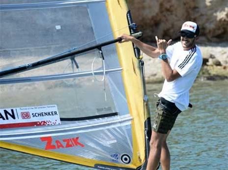 חזר למים. צוברי