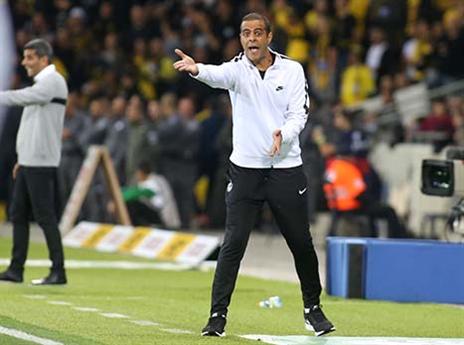 "בשביל משחק כזה אנשים קונים כרטיס". לוזון (יוסי שקל)