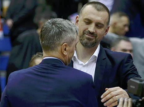 וויצ'יץ' עם בגאצקיס. החליט להיות הרבה יותר פעיל (אלן שיבר)