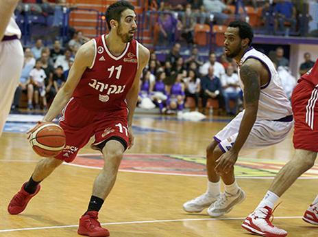 מתקשה. טימור (אלן שיבר)