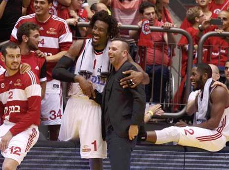 אמארה. לא עוזב את העיר (אלן שיבר)