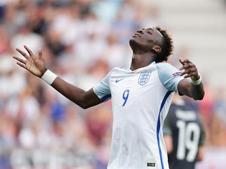 איזו אכזבה. תמי אברהם מתוסכל (getty)