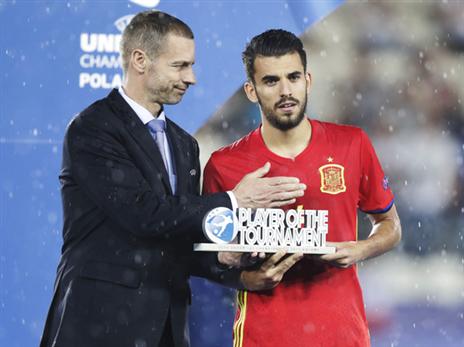 סבאיוס הוכתר לשחקן הטורניר, אך ספק אם זה ניחם אותו (Getty)