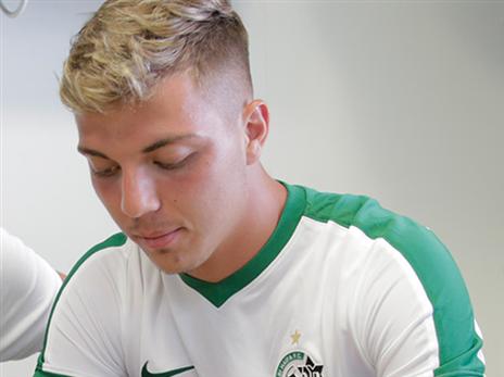 בן דוד. דווקא הוא יושאל בסופו של דבר? (האתר הרשמי מכבי חיפה)