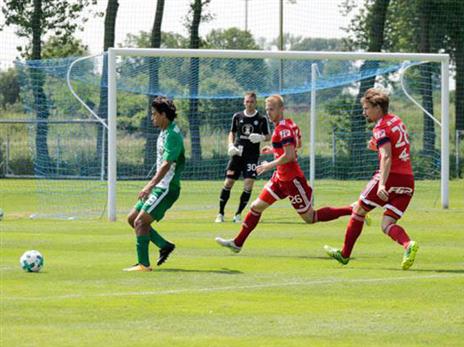 קהת מתקשה מול הצ'כים. אכזבה גדולה מהתבוסה (האתר הרשמי)