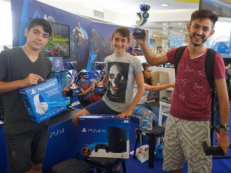 הוזכים בRocket League. מימין לשמאל: אופיר בן עזרה, גבי ישראל ומיכאל קליין.