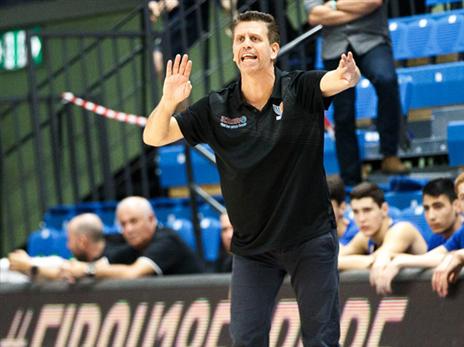 אברהמי נלחץ (FIBA)