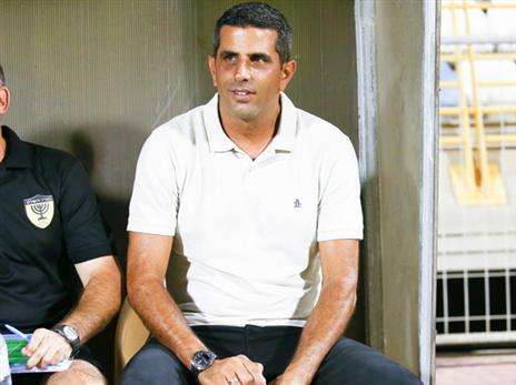 מימר. הבעלים נגדו (דני מרון)