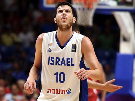 הדחה כואבת. פניני (אלן שיבר)