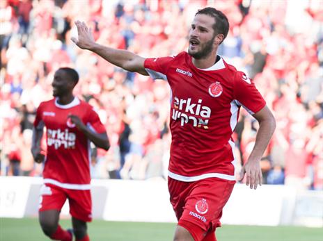 הירש כבש בבכורה (דני מרון)