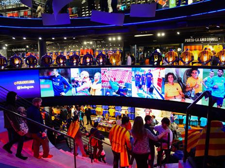 שלוש קומות של מסי