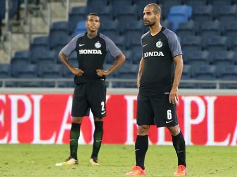 "סופגים שערים קלים מדי" (צילום: יוסי שקל)