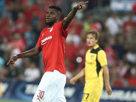 אוגו. 180 דקות במדי נבחרת ניגריה (אלן שיבר)