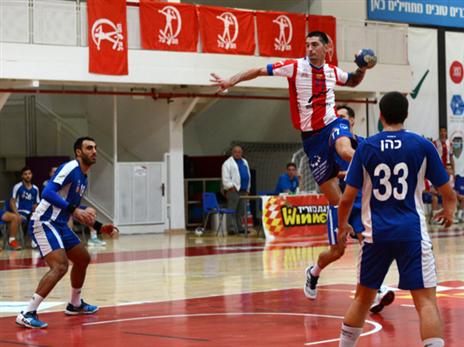 בוסקוביץ'. 5 שערים בהופעת הבכורה (צילום: גבי אללוף, הפועל ראשל"צ)