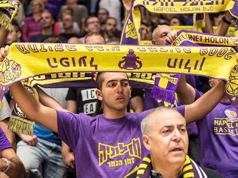 קבלת פנים חמה לג'ו אלכסנדר שחזר לסגל של שמיר (אלן שיבר)