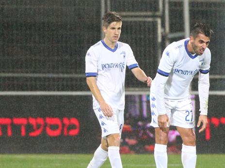 חמק להם מבין הידיים (אנצ'ו גוש, סוכנות ג'יני)