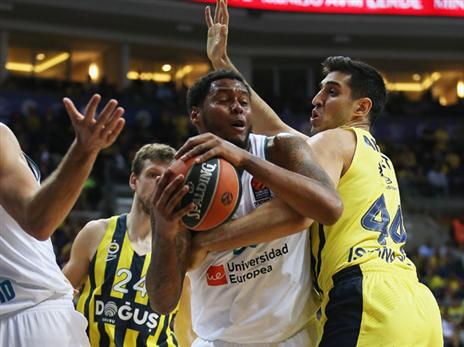 תומפקינס. ימשיך בכושר הטוב נגד מכבי ת"א? (getty)