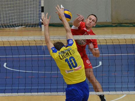 קרב קלאסי כשהצהובים מארחים את האדומים (איגוד הכדורעף)