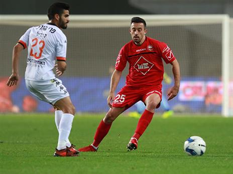 זכה למחמאות. קנדיל