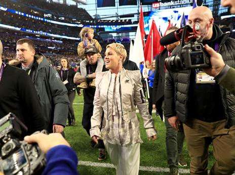 פינק קיבלה המון כבוד במינסוטה (getty)