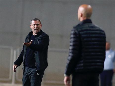 "תקלה חמורה". קלינגר מתוסכל (צילום: אלן שיבר)