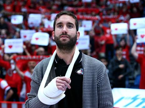 תמך מהצד. אוחיון (מנהלת הליגה)